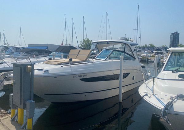 Sea Ray 350 Sundancer image