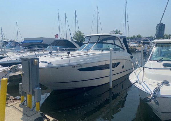 Sea Ray 350 Sundancer image