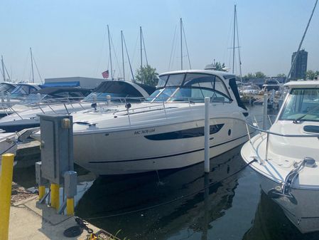 Sea Ray 350 Sundancer image