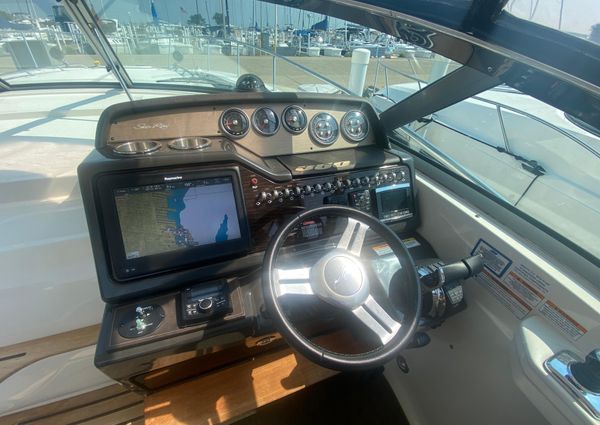 Sea Ray 350 Sundancer image