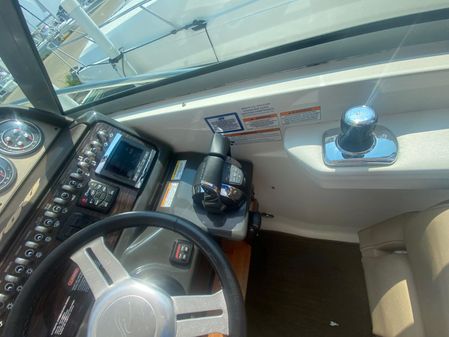 Sea Ray 350 Sundancer image