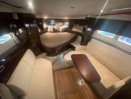 Sea Ray 350 Sundancer image