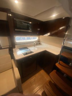 Sea Ray 350 Sundancer image