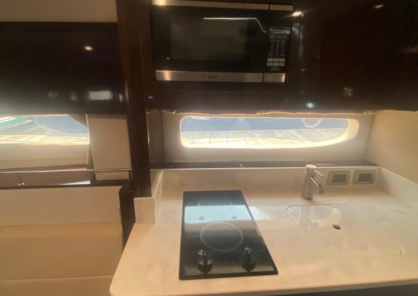 Sea Ray 350 Sundancer image