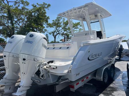 Robalo R270-CENTER-CONSOLE image