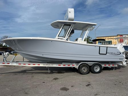 Robalo R270-CENTER-CONSOLE image