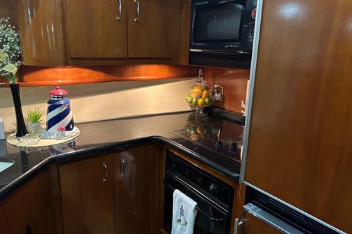 Carver 466 Motor Yacht image