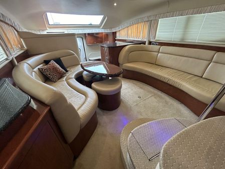 Sea Ray 390 Motor Yacht image