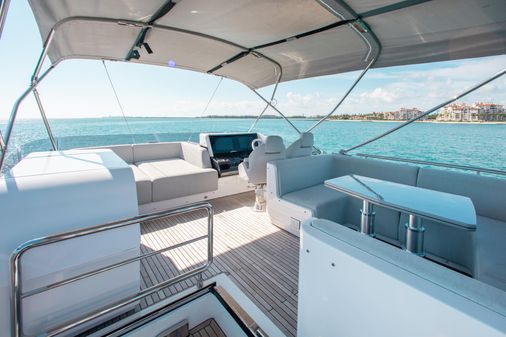 Azimut S8 image