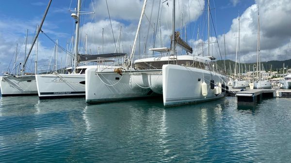 Lagoon 39