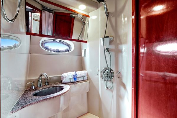 Meridian 391 Sedan - main image