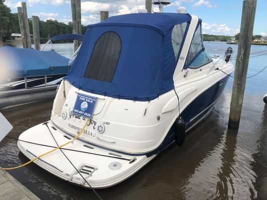 Chaparral 310 Signature Express Cruiser - main image