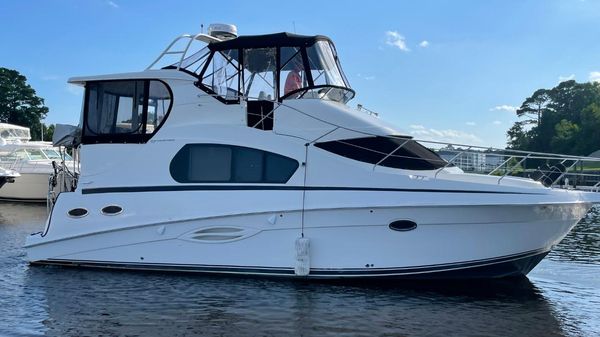 Silverton 35 Motor Yacht