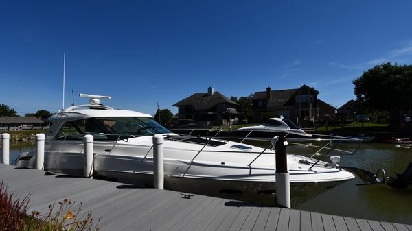 Sea Ray 450 Sundancer 