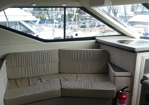 Bayliner 3258 image