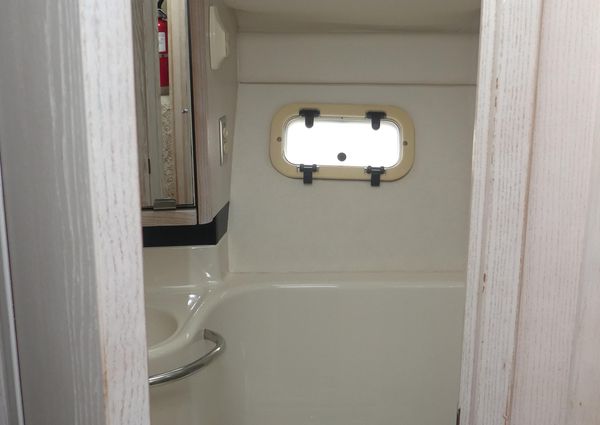 Bayliner 3258 image