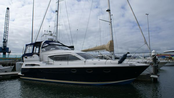 Broom 415