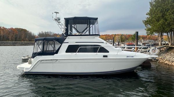 Mainship 31 Sedan Bridge