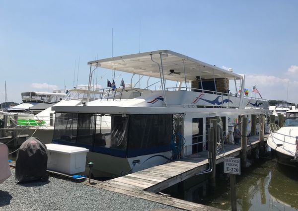 Sumerset HOUSEBOAT image