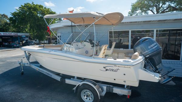 Scout 195 Sport Dorado