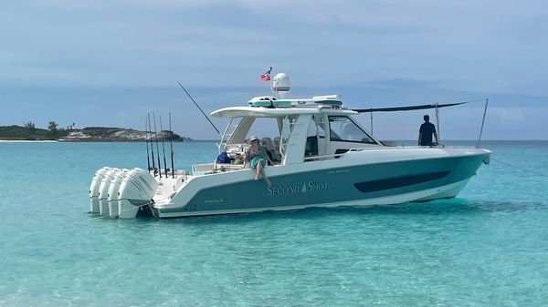 Boston Whaler 420 Outrage