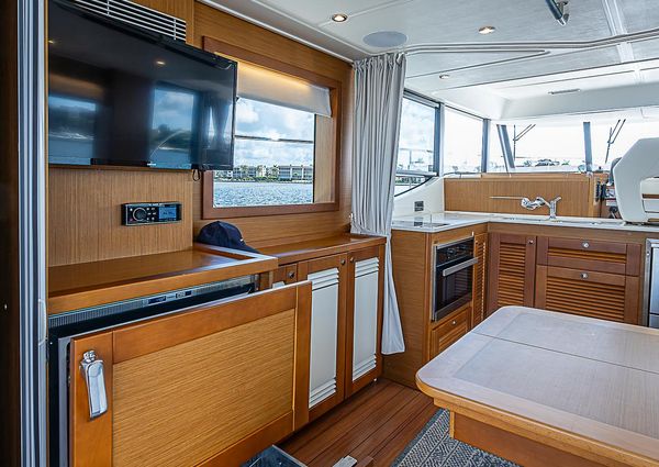 Beneteau Swift Trawler 47 image