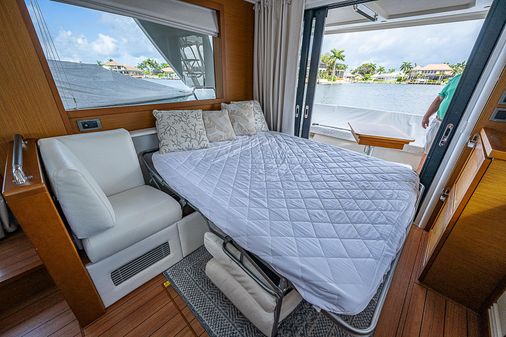 Beneteau Swift Trawler 47 image