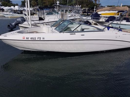Yamaha-boats SR230 - main image