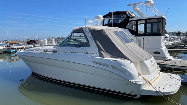 Sea Ray 380 Sundancer 