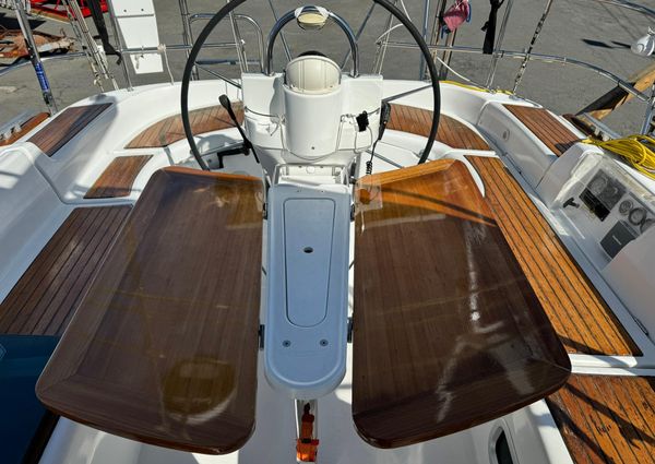 Beneteau 423 image