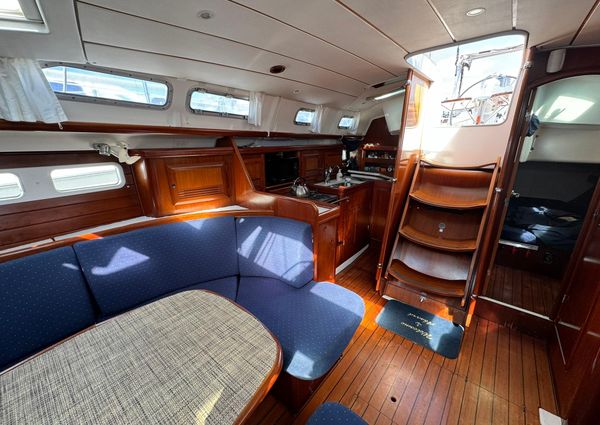 Beneteau 423 image