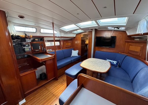 Beneteau 423 image