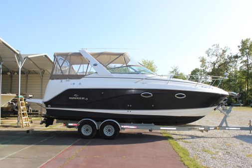 Rinker 270 Express Cruiser image