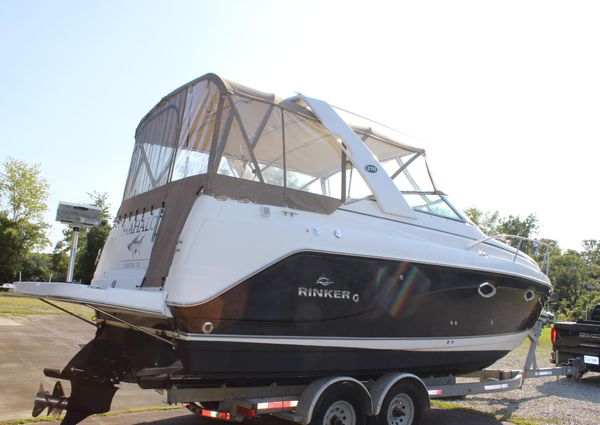 Rinker 270 Express Cruiser image