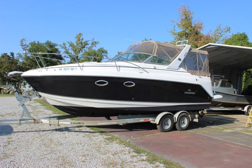 Rinker 270 Express Cruiser image