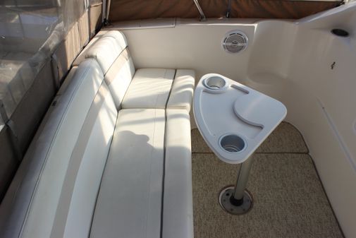 Rinker 270 Express Cruiser image