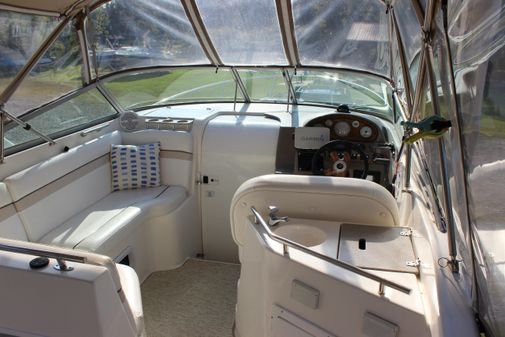 Rinker 270 Express Cruiser image