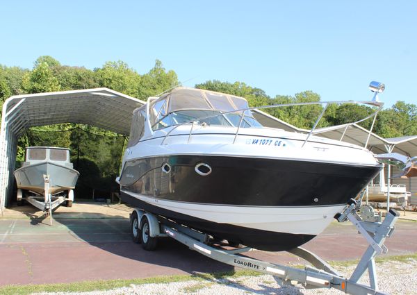 Rinker 270 Express Cruiser image