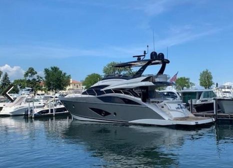 Marquis 630 SportYacht image