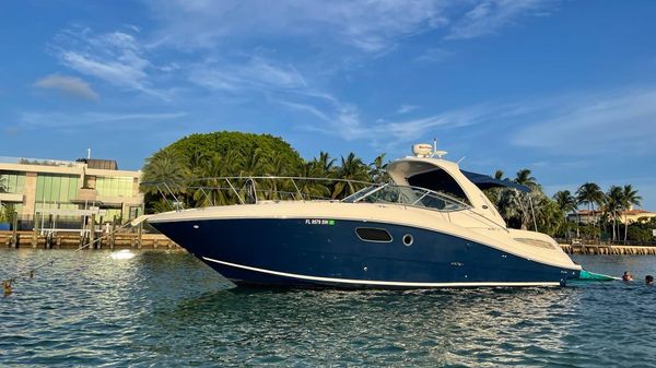 Sea Ray 350 Sundancer