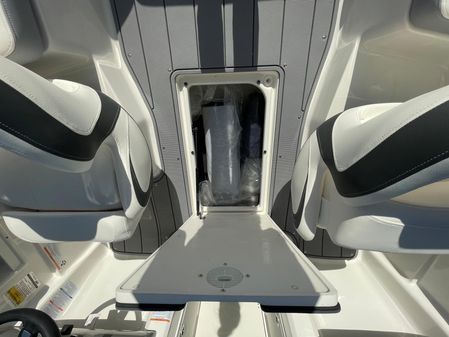 Chaparral 23 SSi image
