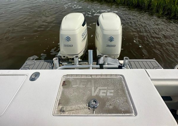 SeaVee 310B image