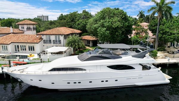 Ferretti Yachts 94