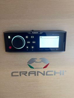 Cranchi M-44-HT image