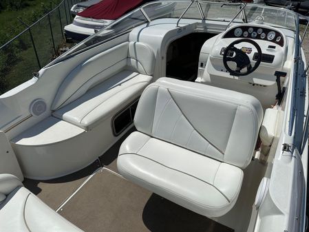 Larson CABRIO-254-MID-CABIN image