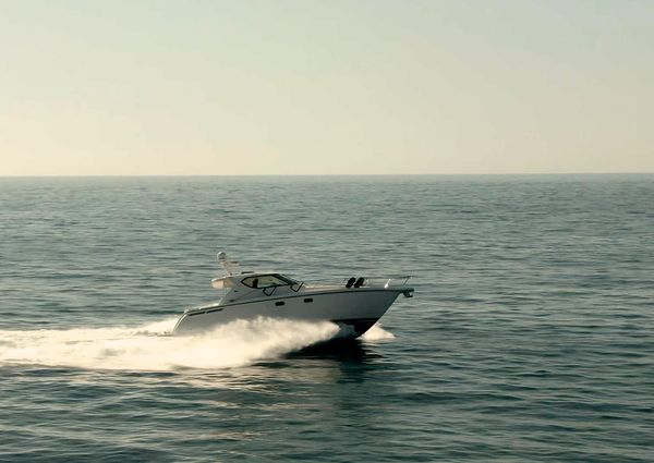 Tiara-yachts 4300-SOVRAN image