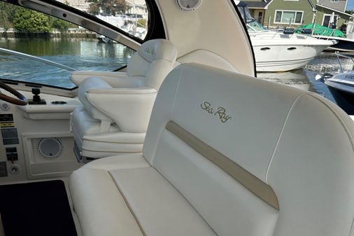 Sea-ray 440-SUNDANCER image