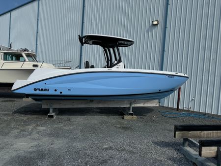 Yamaha Boats 255 FSH E image