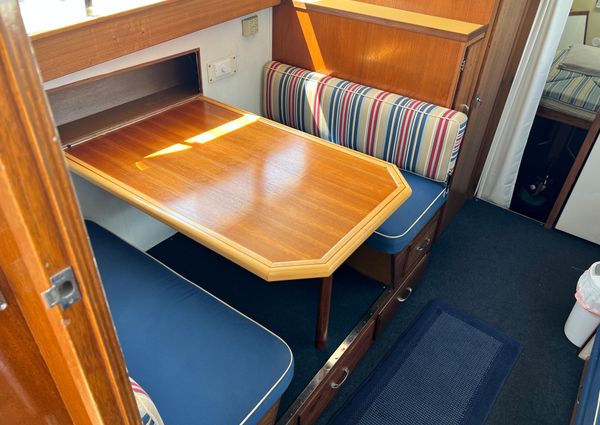 Chris-Craft 35 COMMANDER image