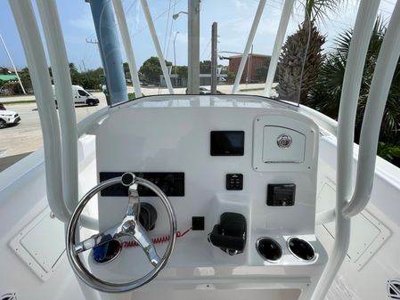 Aquasport 2300 Center Console image